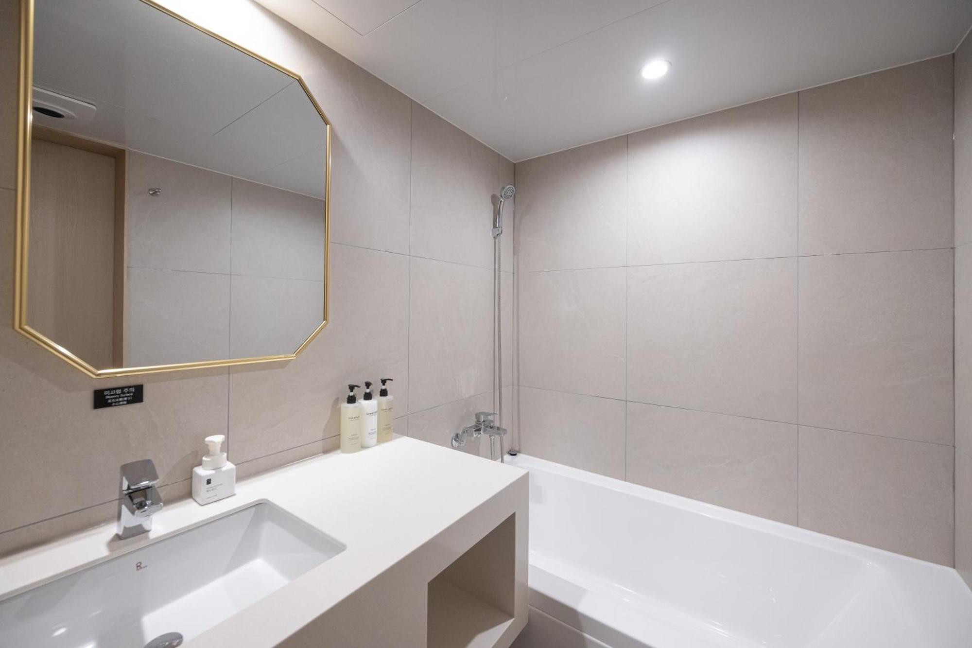 Hotel Bellus Pusan Zewnętrze zdjęcie